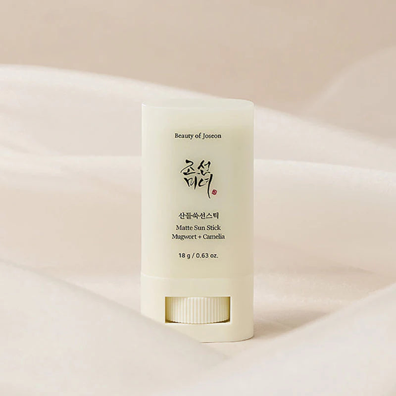 BEAUTY OF JOSEON Matte Sun Stick Mugwort + Camelia SPF50 (18g)